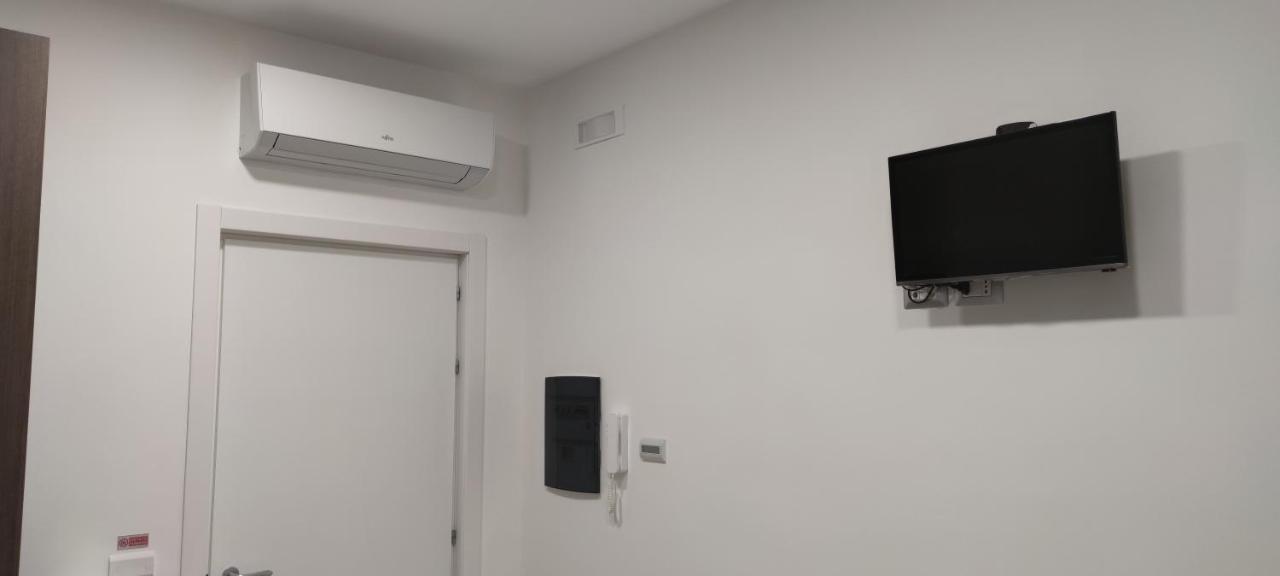 Guest House Via Milano カタンザーロ エクステリア 写真